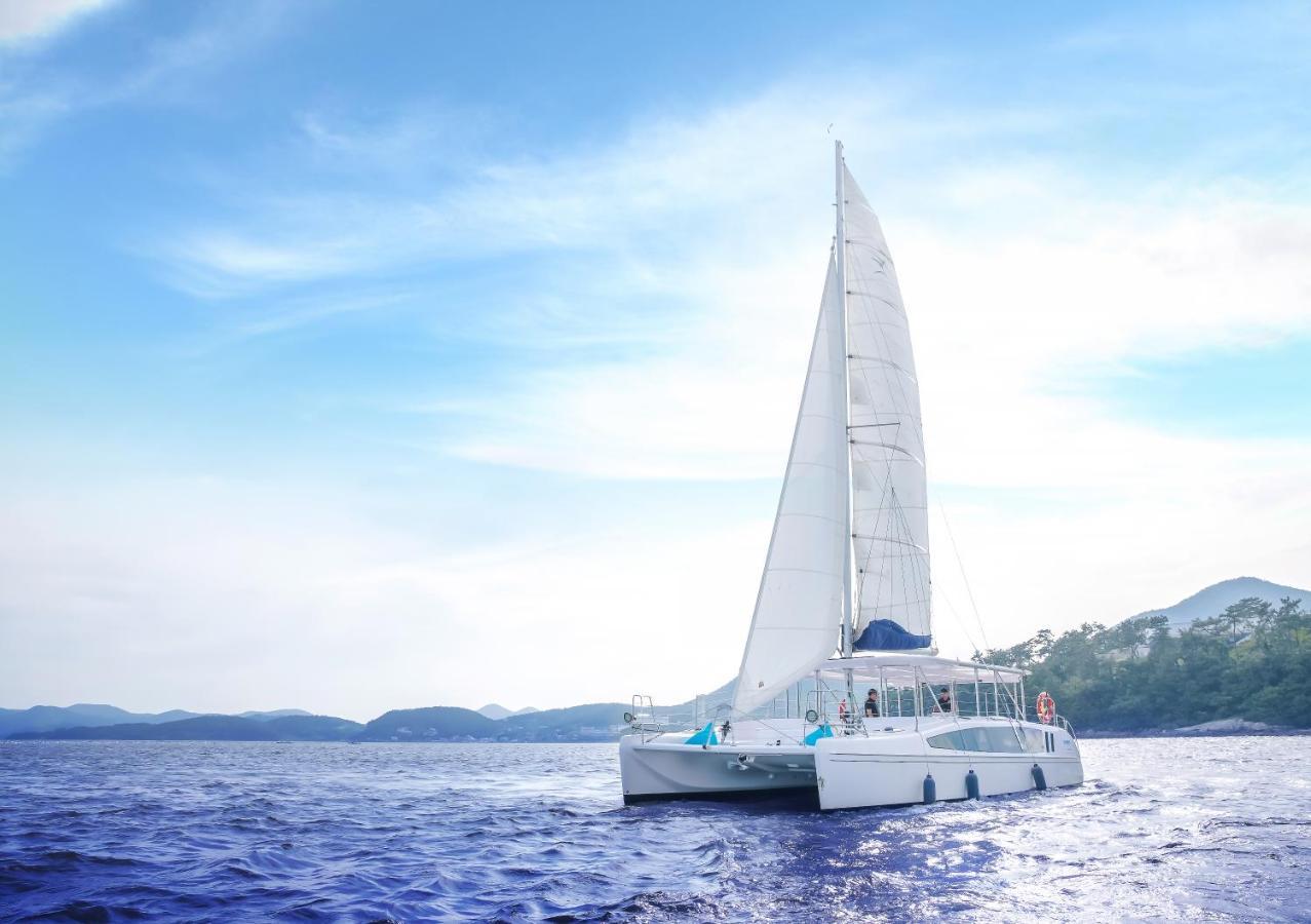 Utop Marina Hotel & Resort Yeosu Exterior foto